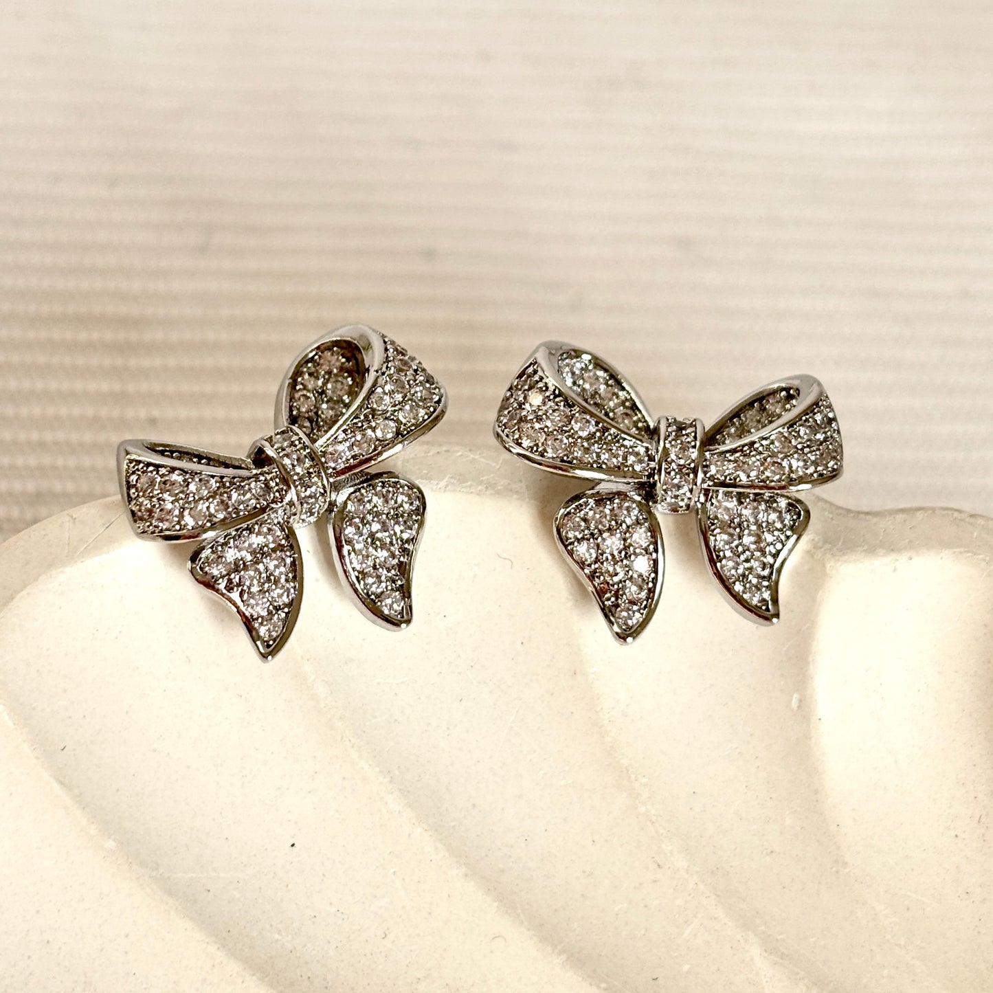 Bow Studs