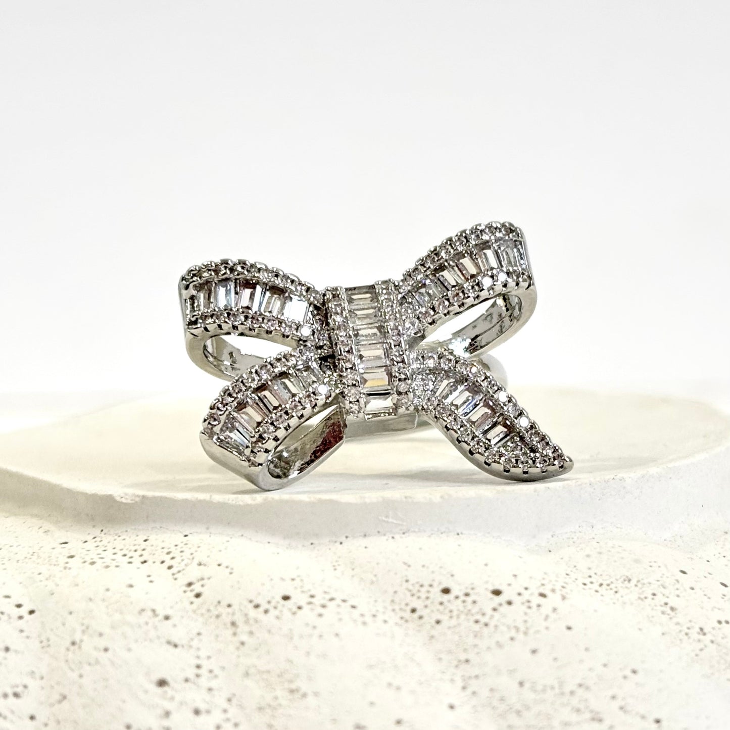 Bow Ring