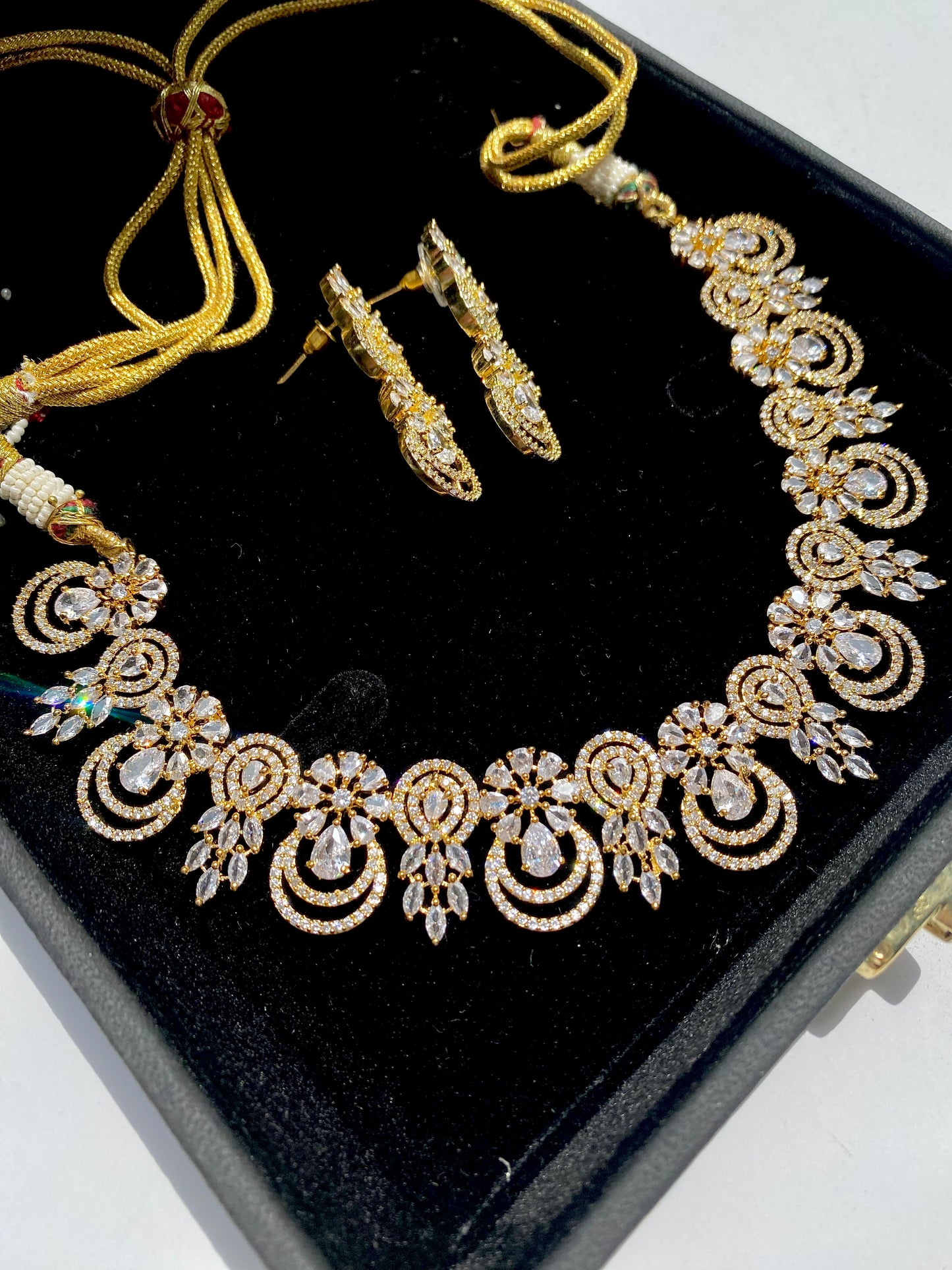 Daisy Zircon Set