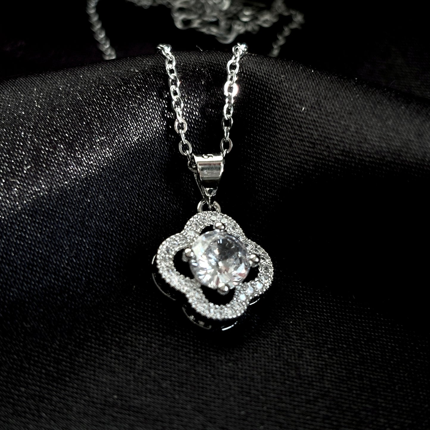 Jen Necklace