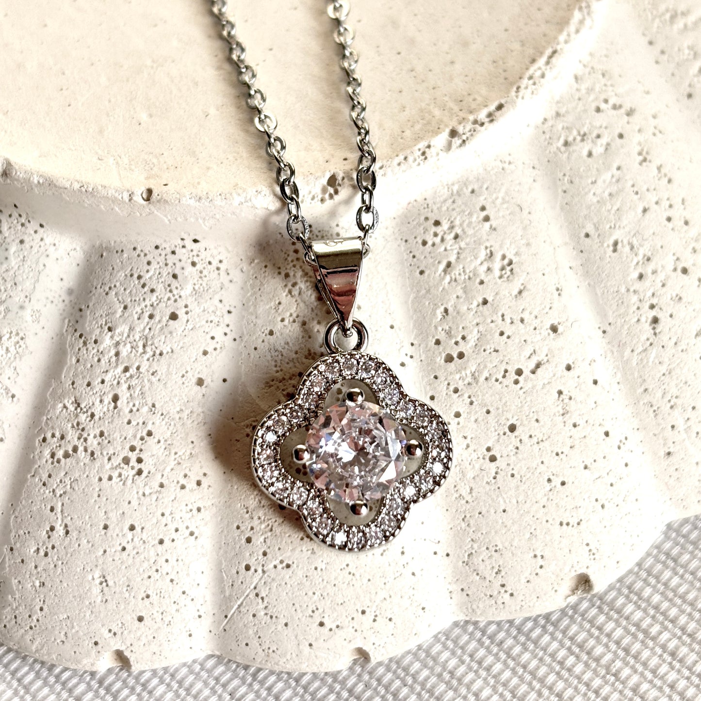 Jen Necklace