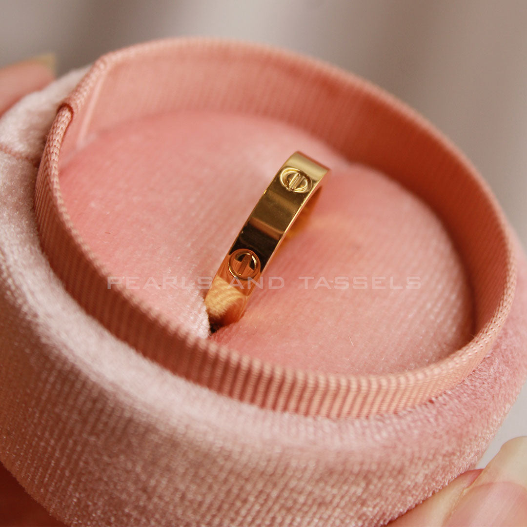 Gold Band flat ring