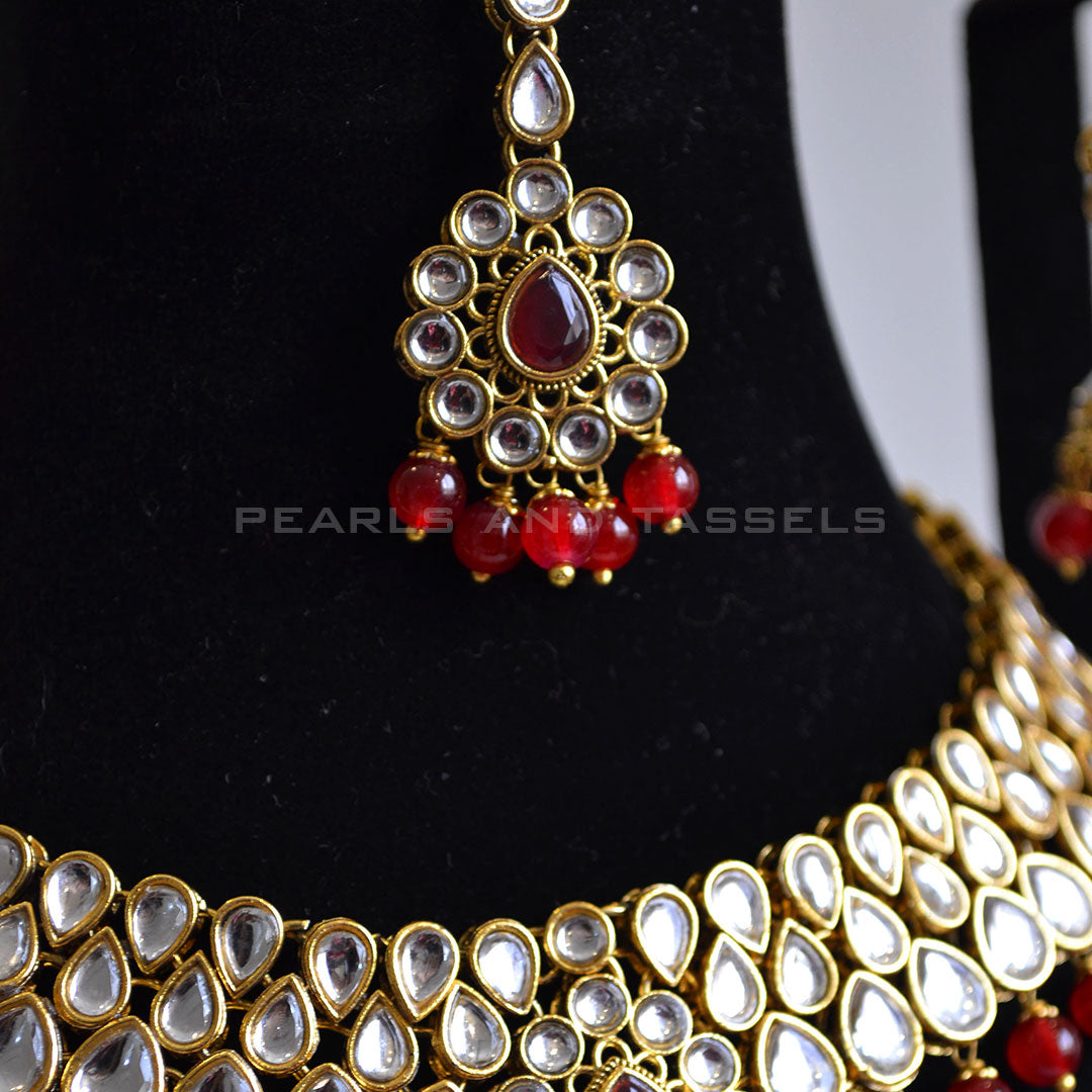 Laali kundan Set
