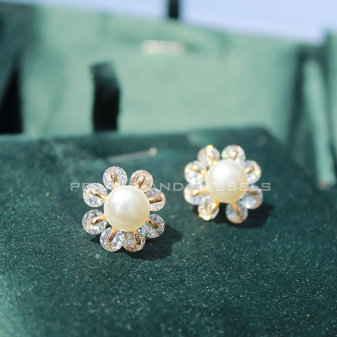 Serenity Circle pearl Earrings