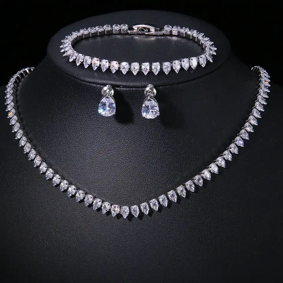 Olivia necklace set