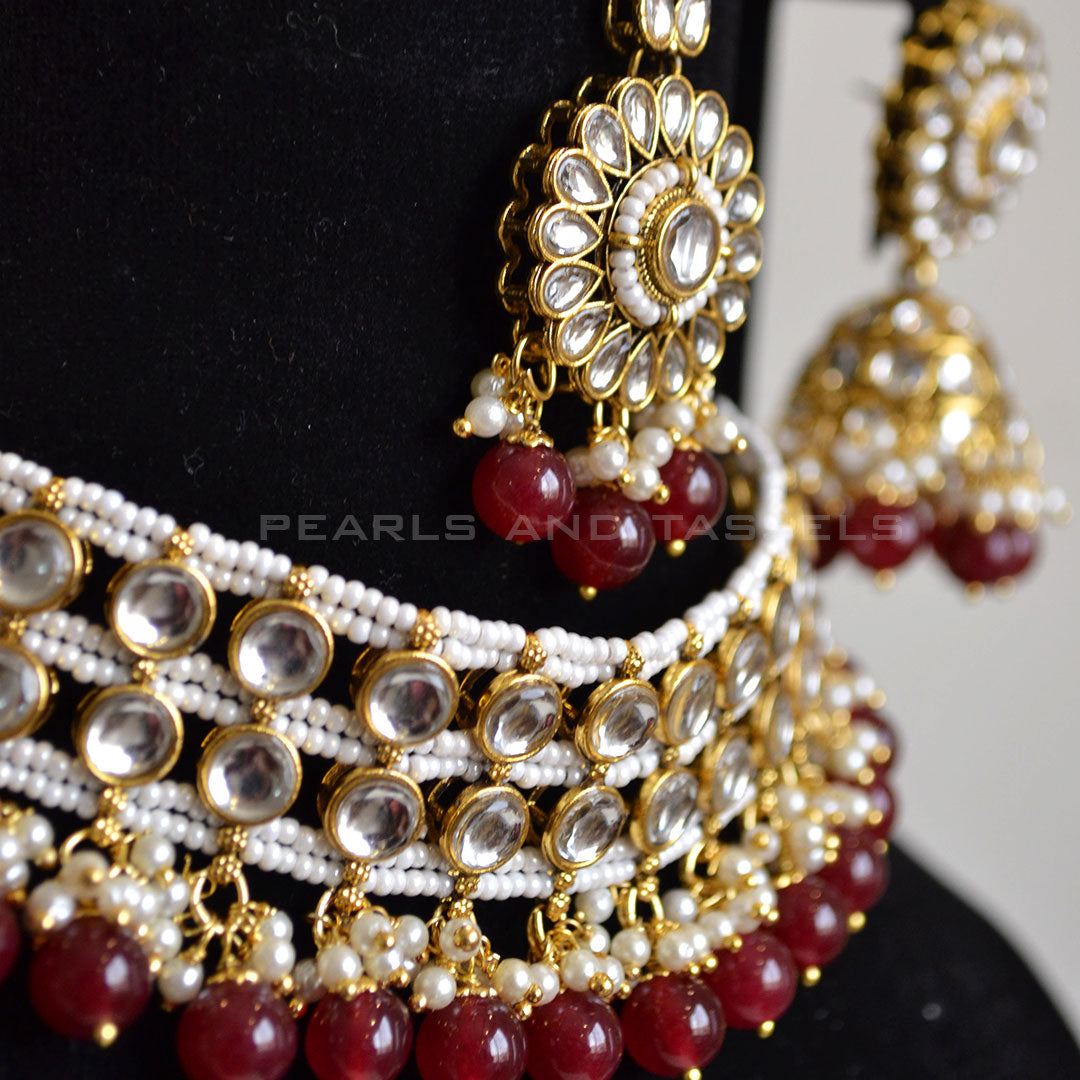 Surkh-Mukhi Set
