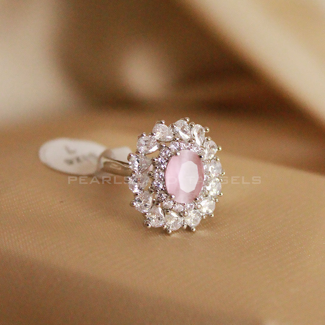 Circle zircon ring