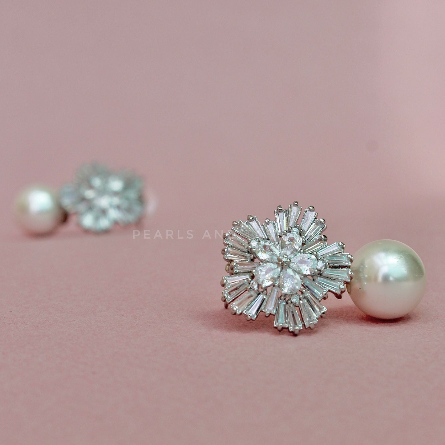 Snow Zirconium Earrings