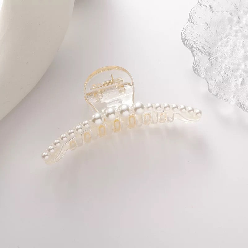 Ally Pearl Hair Clip