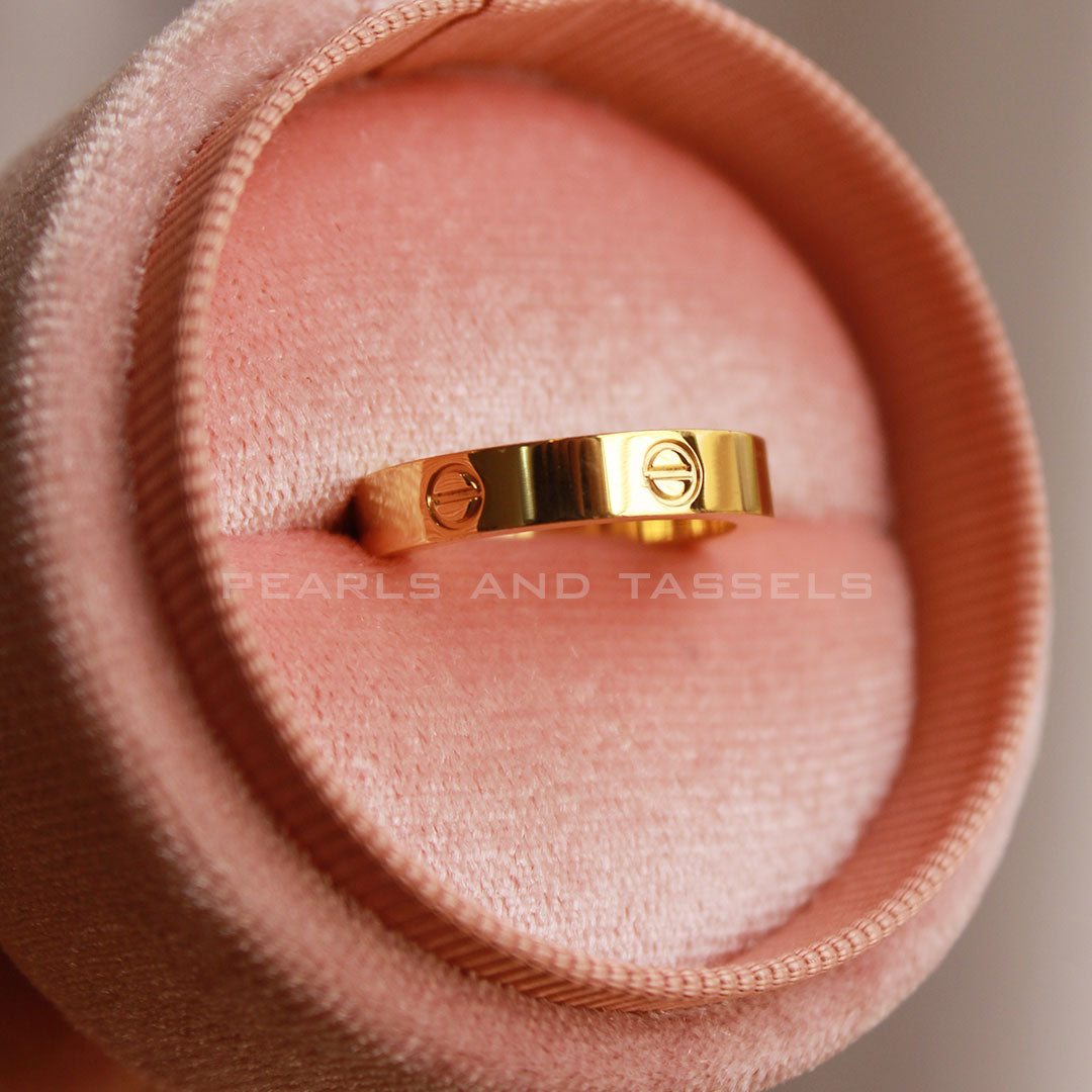 Gold Band flat ring